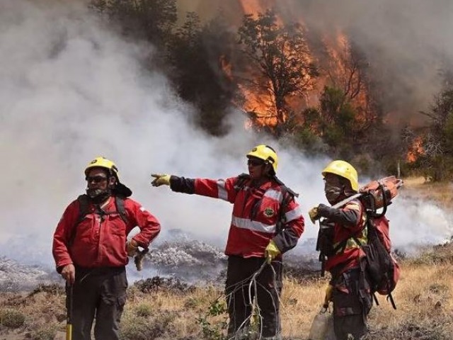 Bomberos recibe donaciones para llevar a El Bolsn